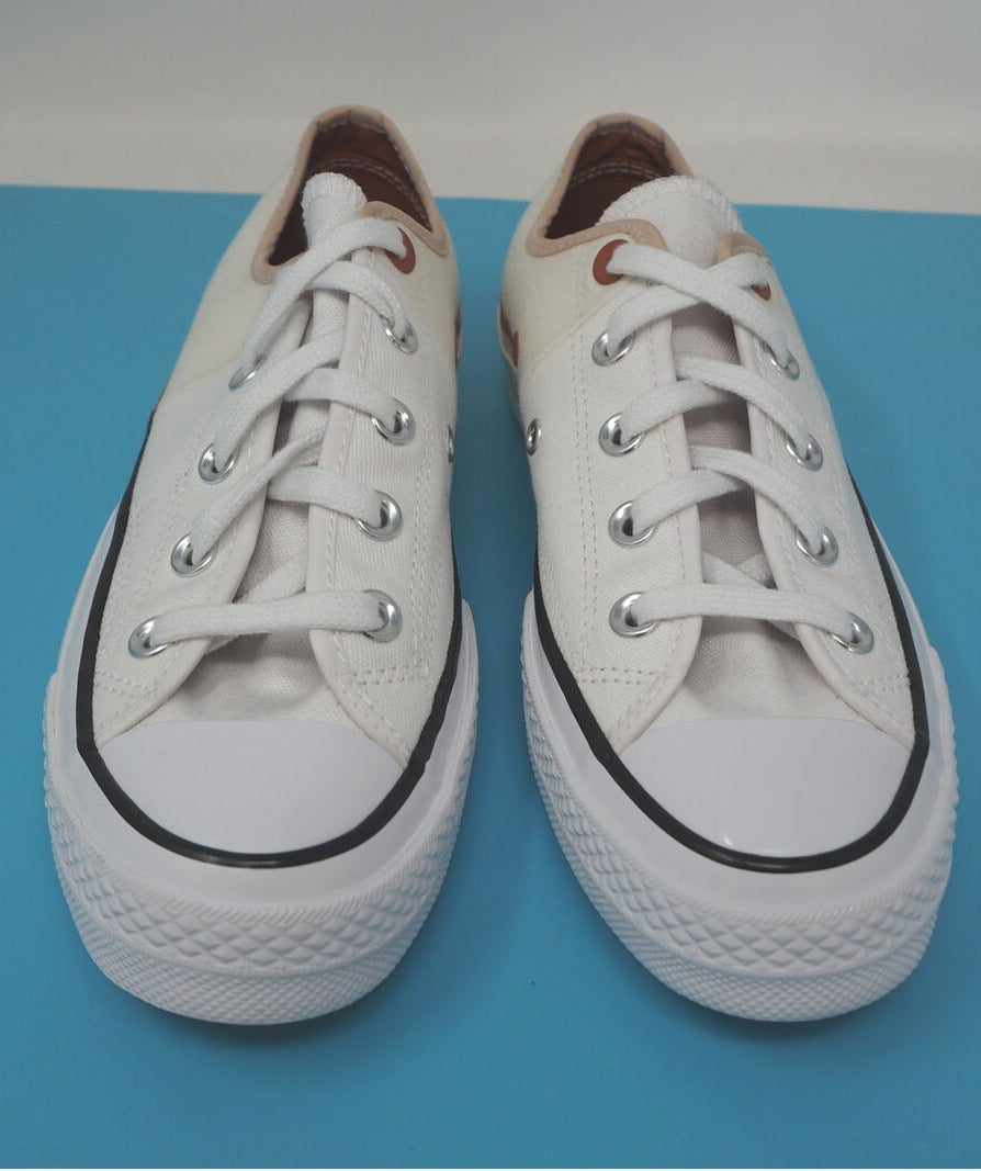 Converse All Star Chuck Taylor size uk4 half and half white/beige