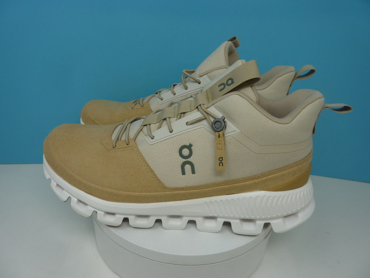 On Running Cloud Men's Low- Mid Top Trainers Size UK 7