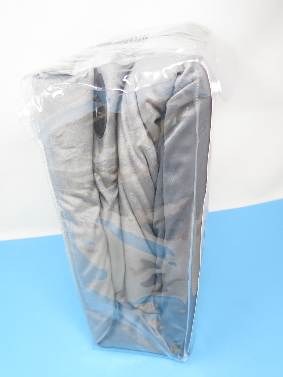 IMPERIAL ROOMS VELVET EYELRT CURTAINS-GREY-66X90"