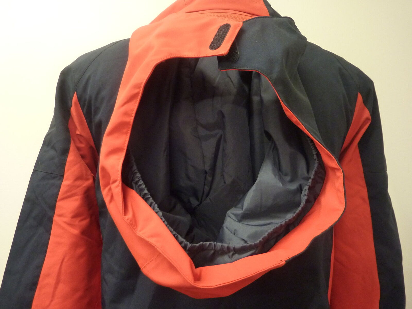 WOMENS SPYDER JACKET-LARGE-BLACK/RED