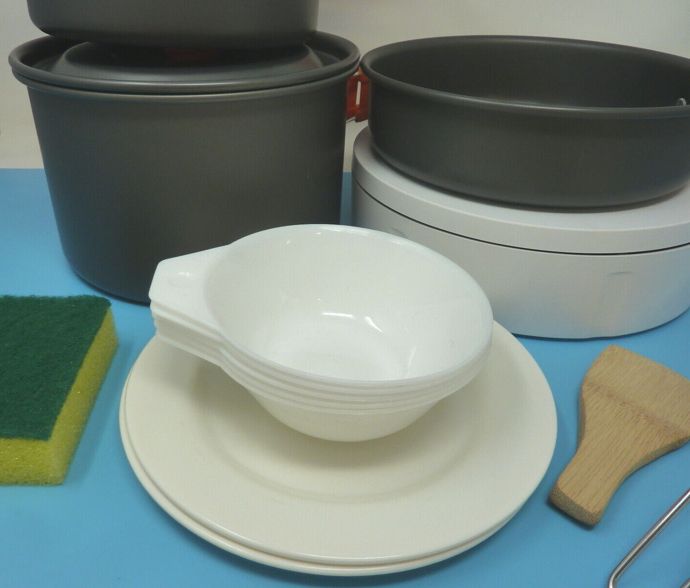 14 PC CAMPING COOKWARE SET