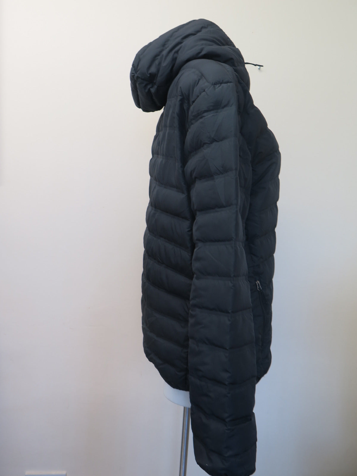 COLUMBIA LAKE 22 DOWN HOODED JACKET-BLACK-MEDIUM