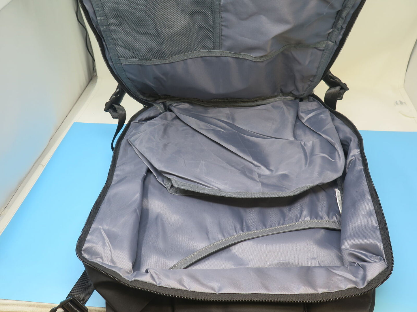 HAVEN 18" LAPTOP TARAVEL BAG-BLACK