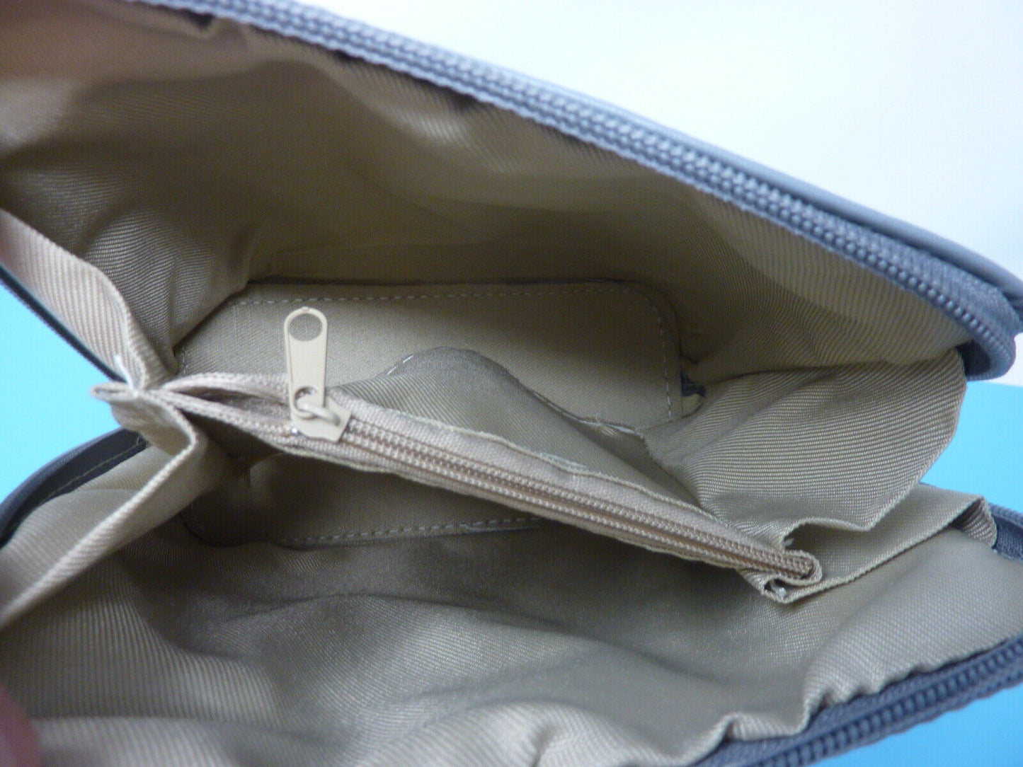 VERA PELLE SMALL HANDBAG-GREY