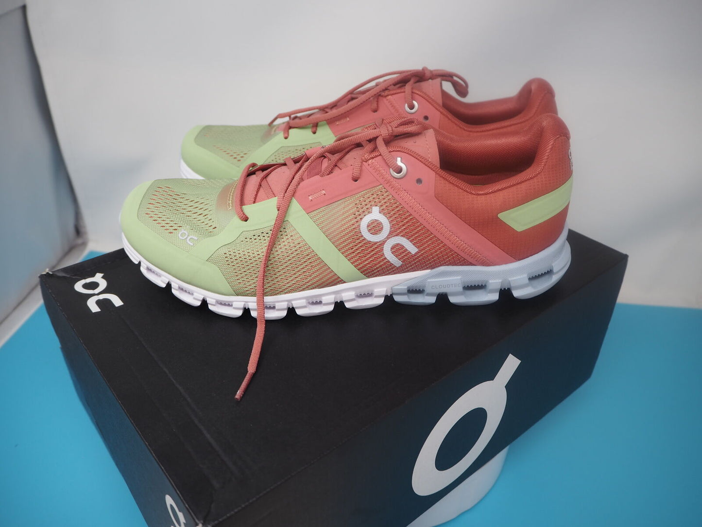 Women's Cloud flow Running Trainers UK 8