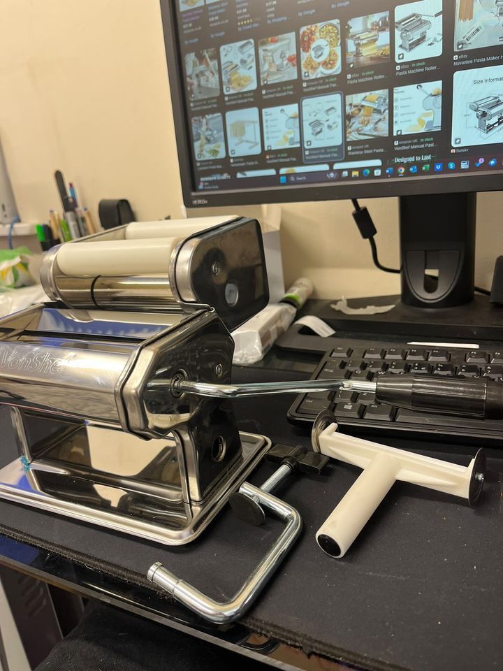 VONSHEF PASTA CUTTER MACHINE WITH ADD ONS