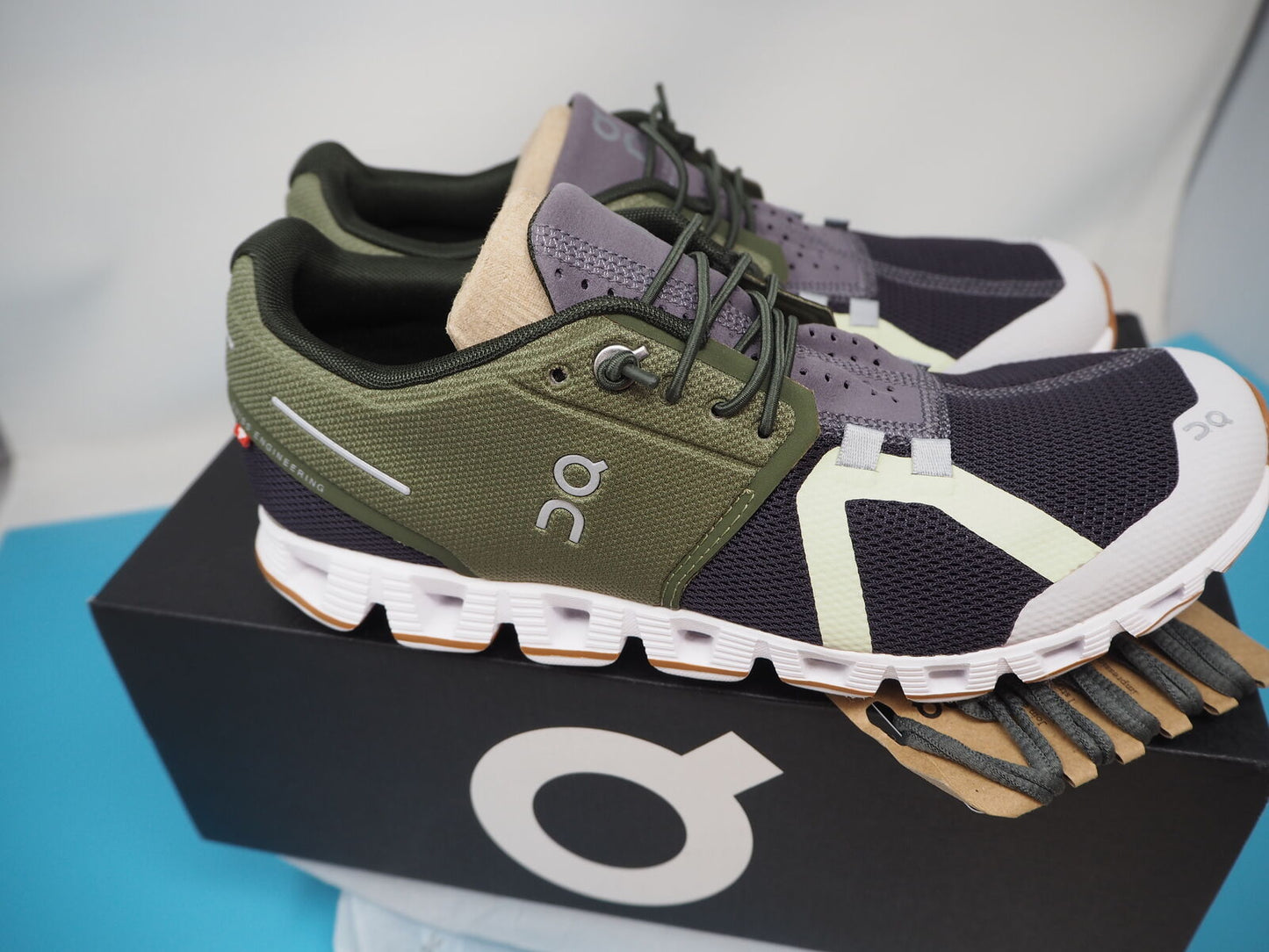 Women's On Running Cloud 70/30- Reed Damson - UK 5.5