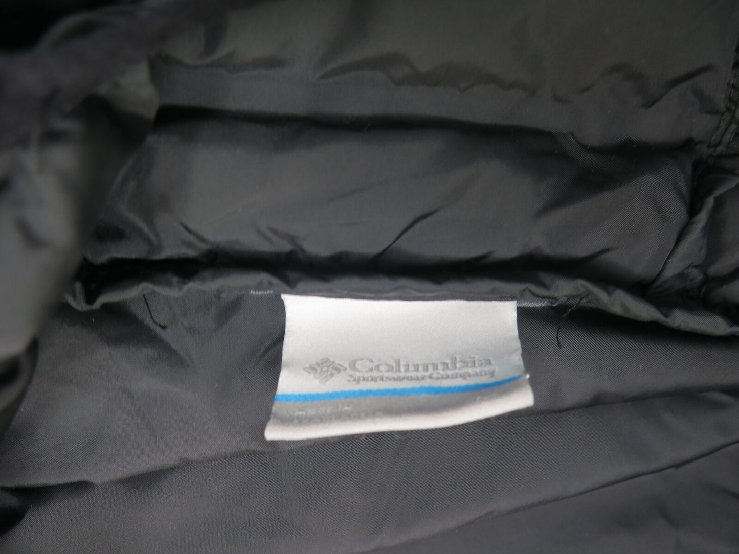 COLUMBIA LAKE 22 DOWN HOODED JACKET-BLACK-MEDIUM