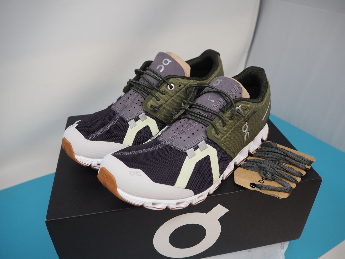 Women's On Running Cloud 70/30- Reed Damson - UK 5.5