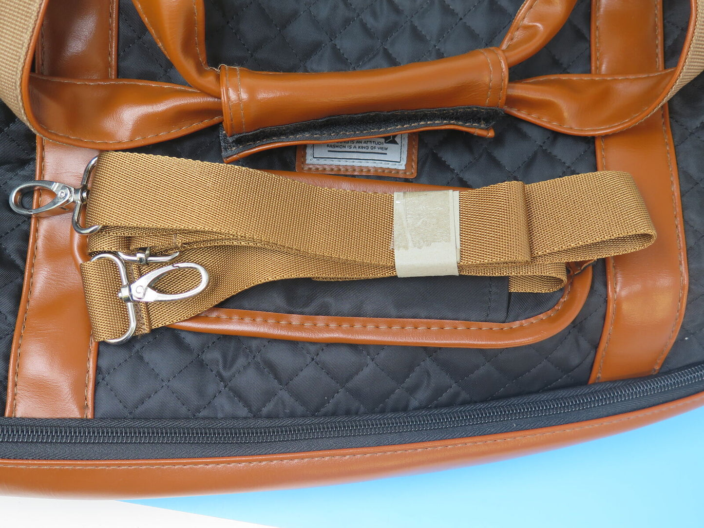 LEKE TRAVEL BAG-BLACK/BROWN