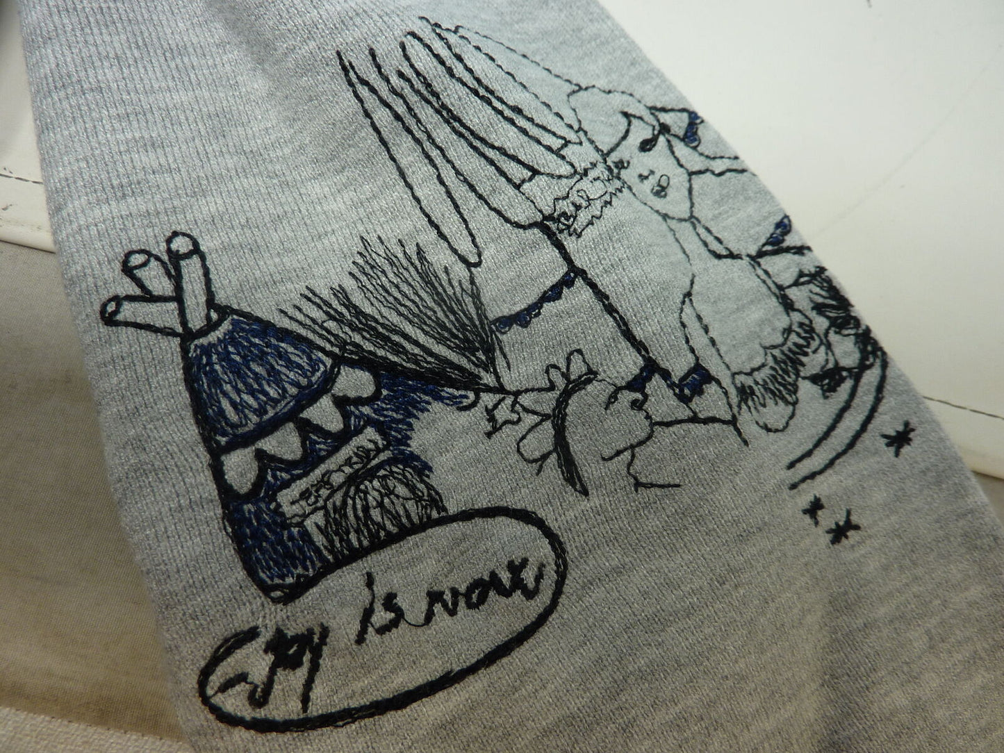DESIGUAL EAT MORE ART JUMPER-LARGE