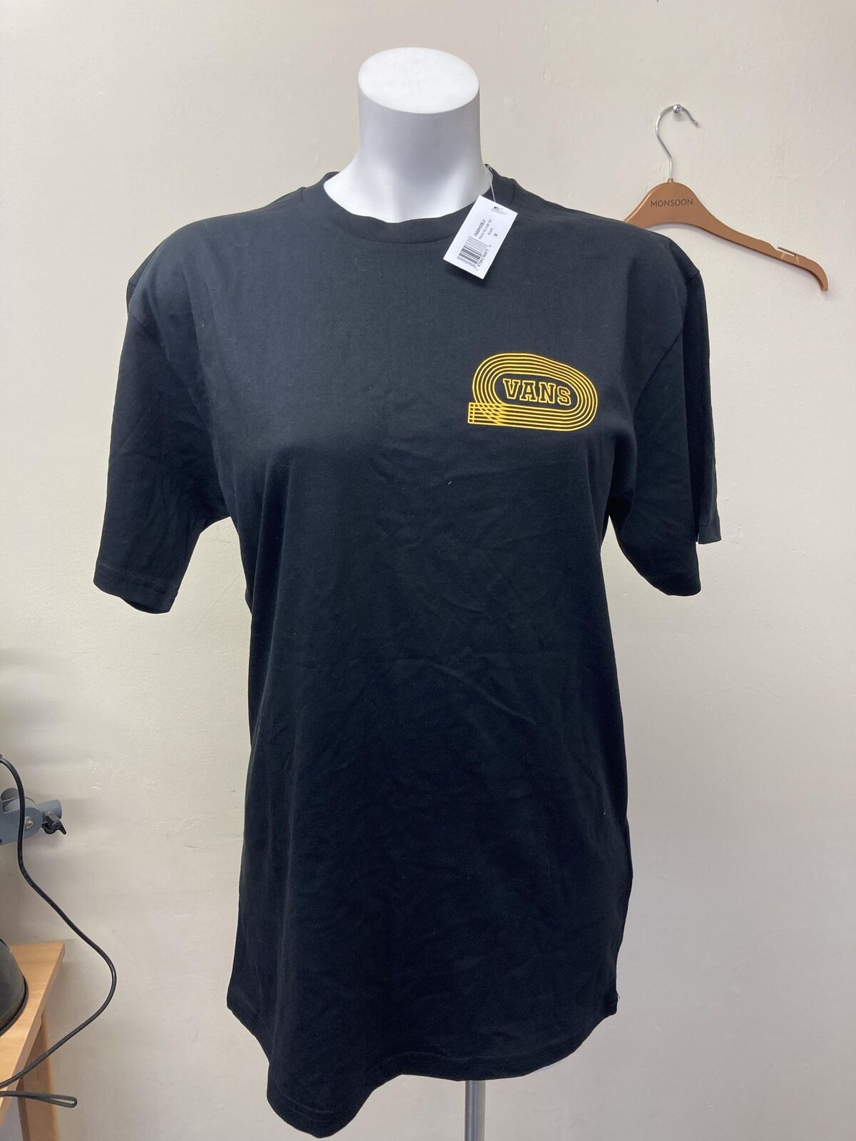 VANS TRACK FIELD S/S TEE Black - men's t-shirt MEDIUM