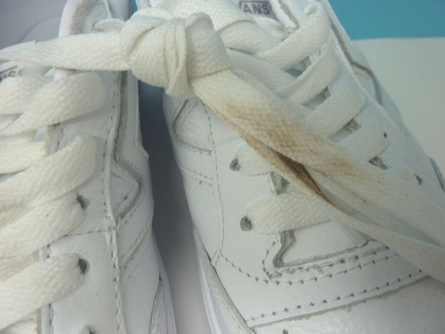 UNISEX VANS LOW CONFY CUSH TRAINERS-WHITE-UK9.5