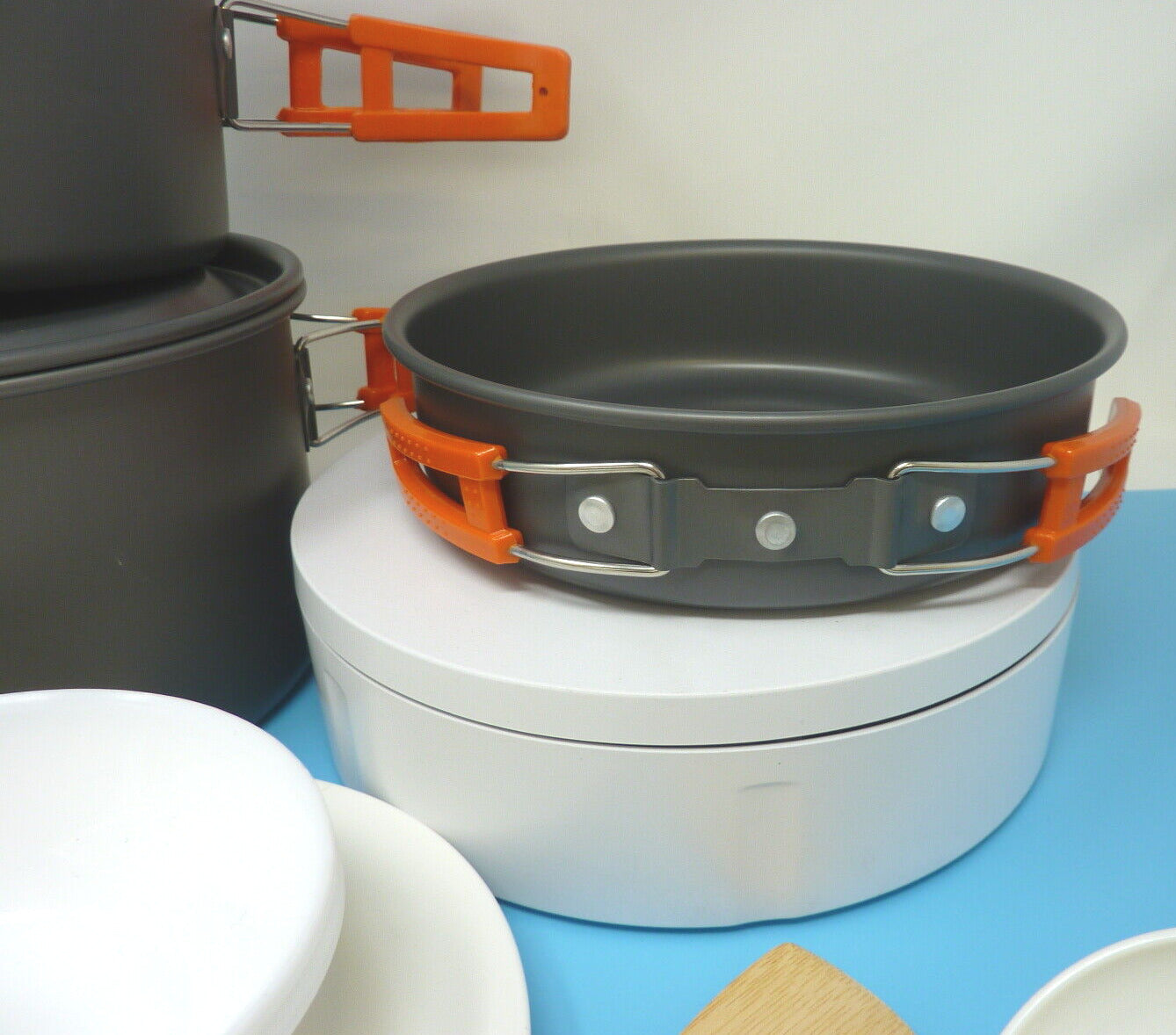 14 PC CAMPING COOKWARE SET
