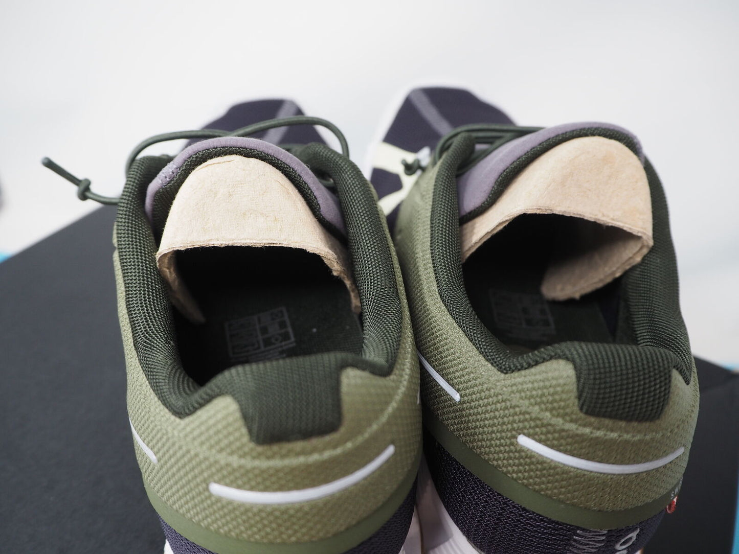 Women's On Running Cloud 70/30- Reed Damson - UK 5.5