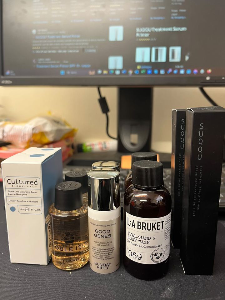 WOMANS TREATMENT GIFT SET