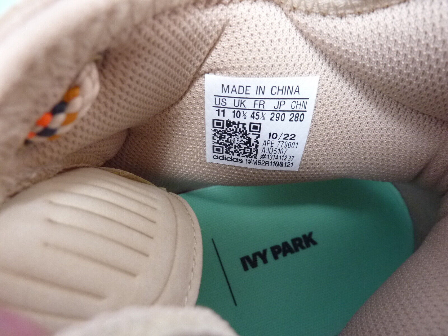 Adidas x IVY PARK TOP TEN 2000-SIZE UK10.5