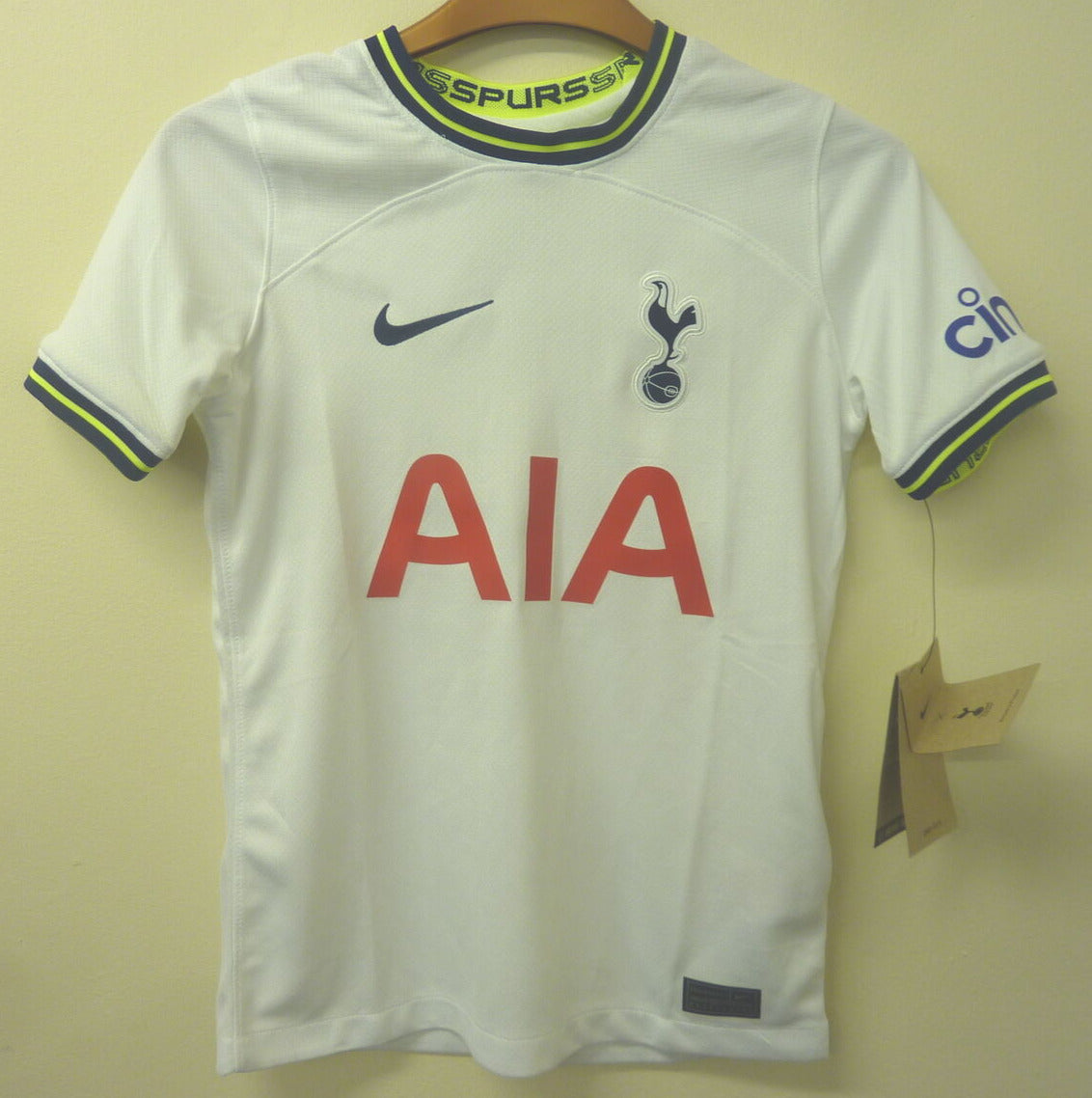 TOTTENHAM HOTSPURS INFANT FOOTBALL SHIRT-7/8YRS