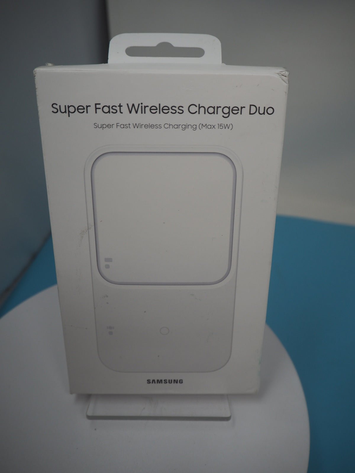 Samsung Duo 15W White Wireless Pad Induction Charger, Fast Charge, FR Version