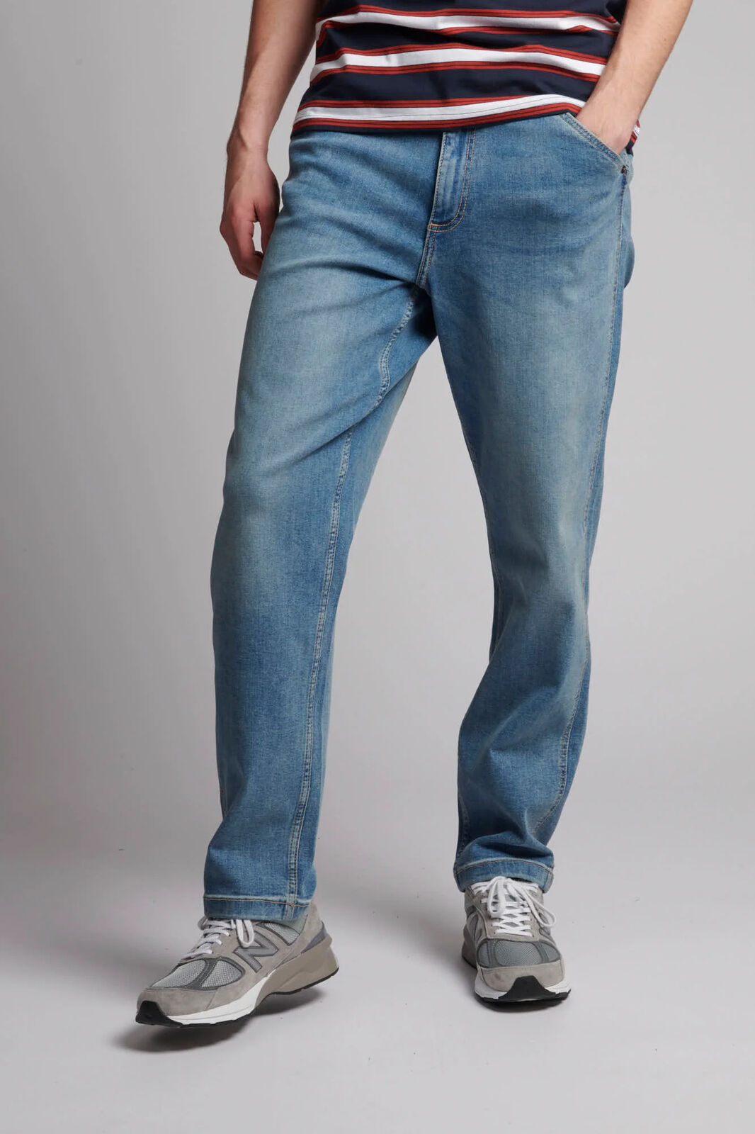 U.S. POLO ASSN. 5 POCKET LOOSE FIT DENIM JEANS-MID WASH-38R
