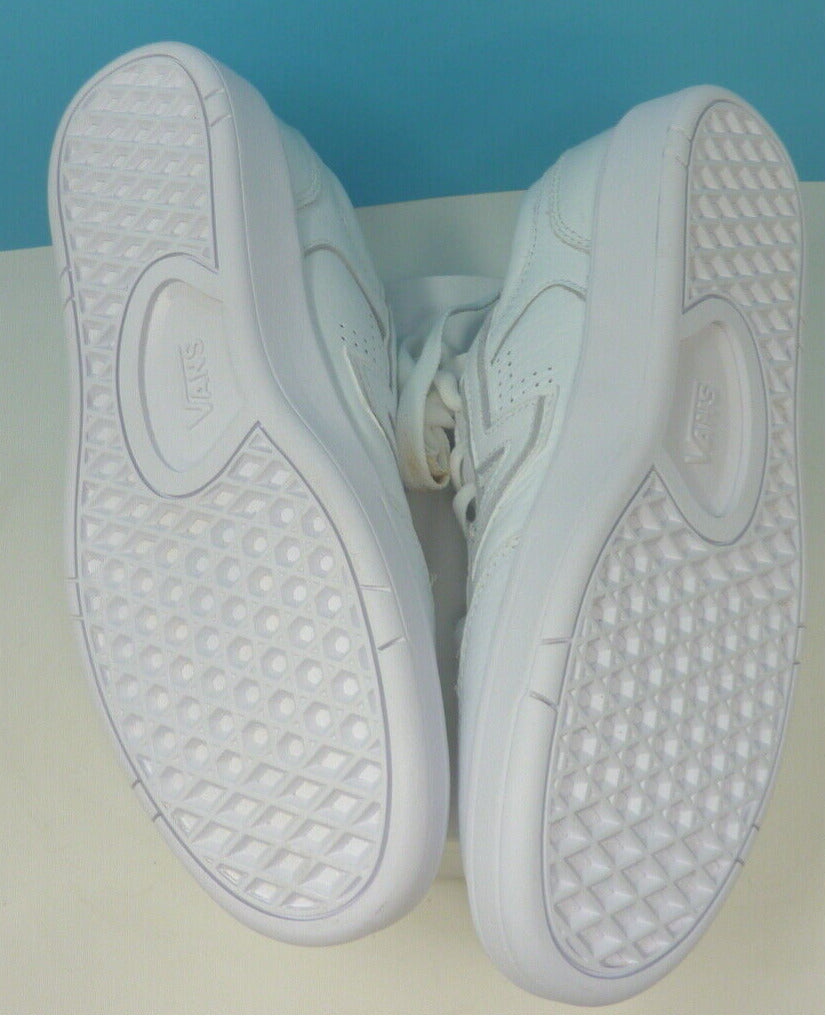 UNISEX VANS LOW CONFY CUSH TRAINERS-WHITE-UK9.5