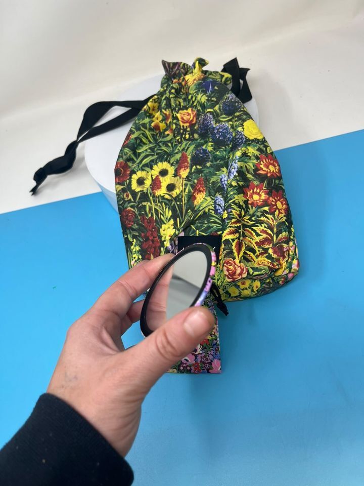 LIBERTY DRAWSTRING BAG WITH MINI MIRROR