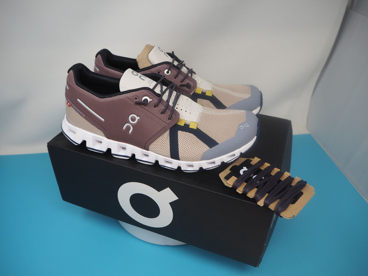 On Running Women's Cloud 70/30 Mesh Grape Sand Trainers UK 5.5
