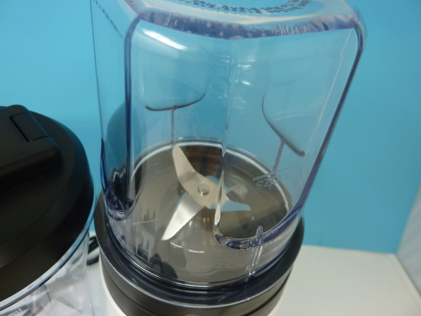 GITTOS PORTABLE BLENDER-300W-UK PLUG