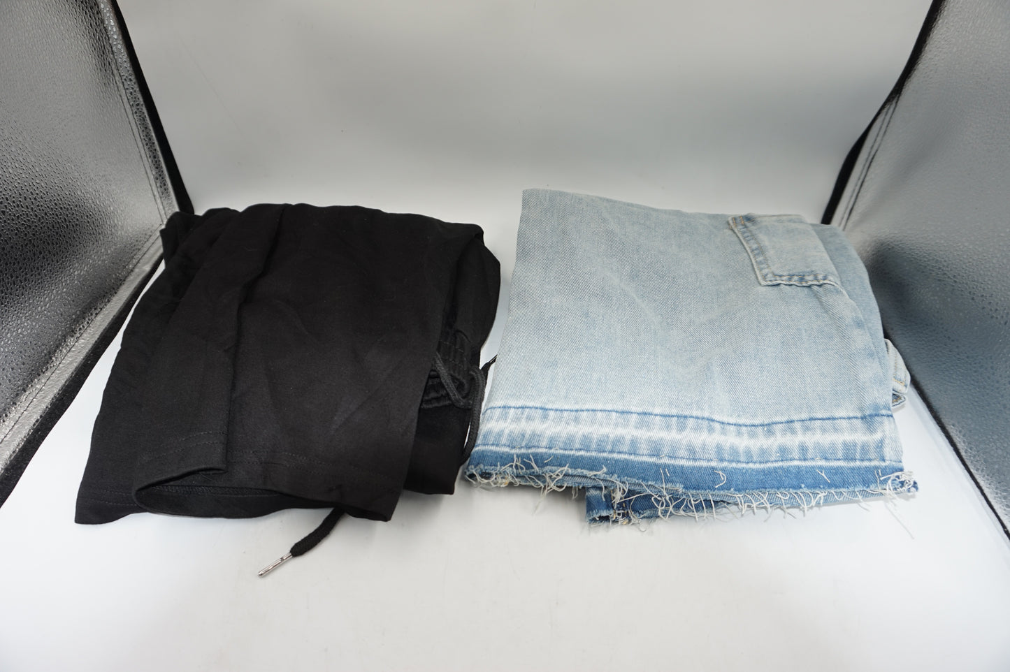 Job lot of 19 pairs of various trousers