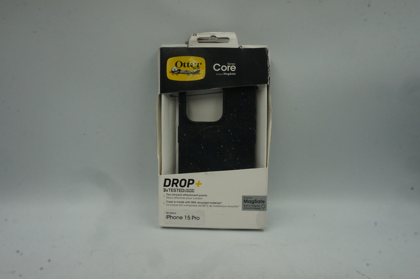otter box core series magsafe iPhone 15 pro case