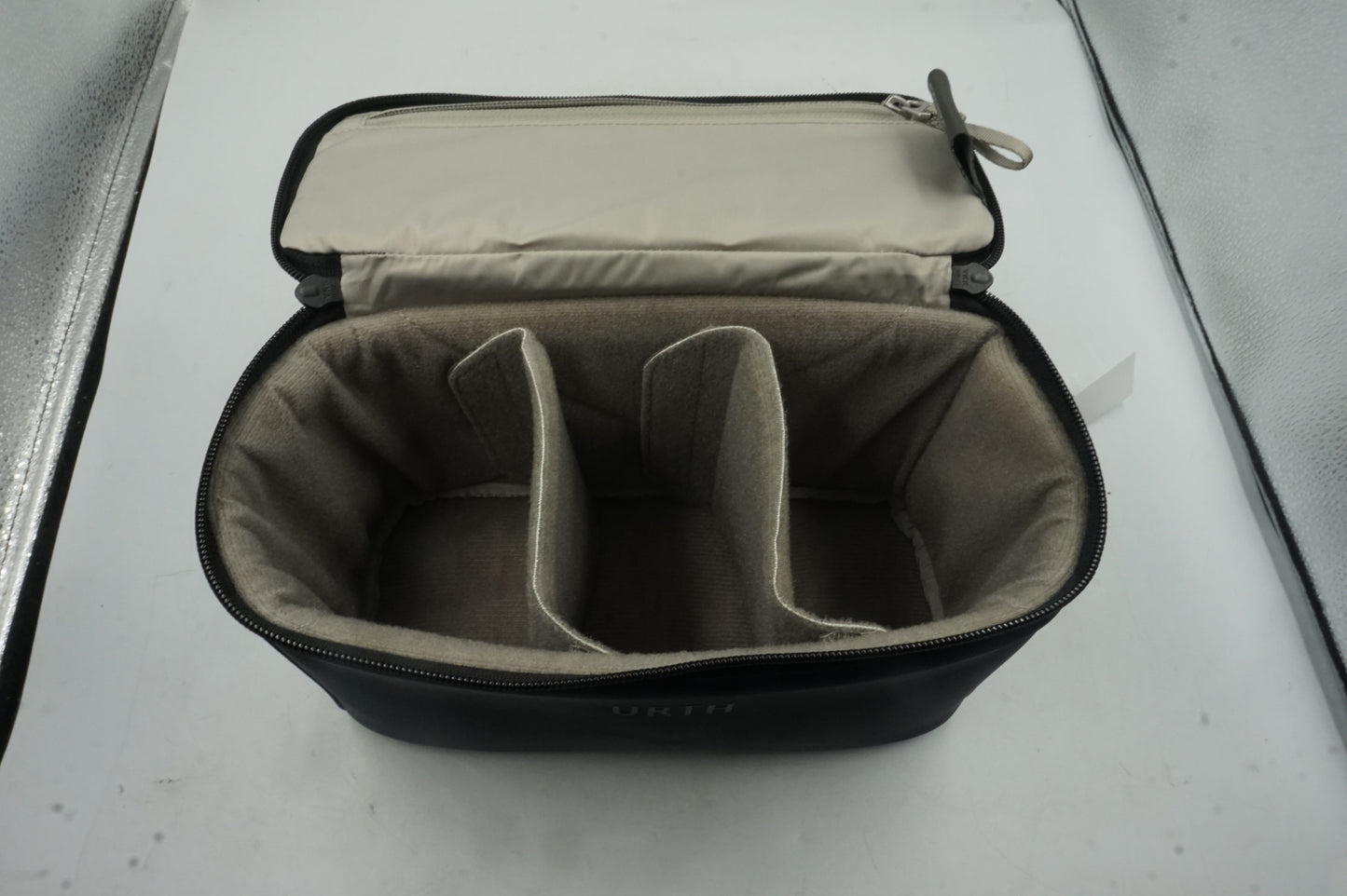 URTH arkose camera insert bag size small