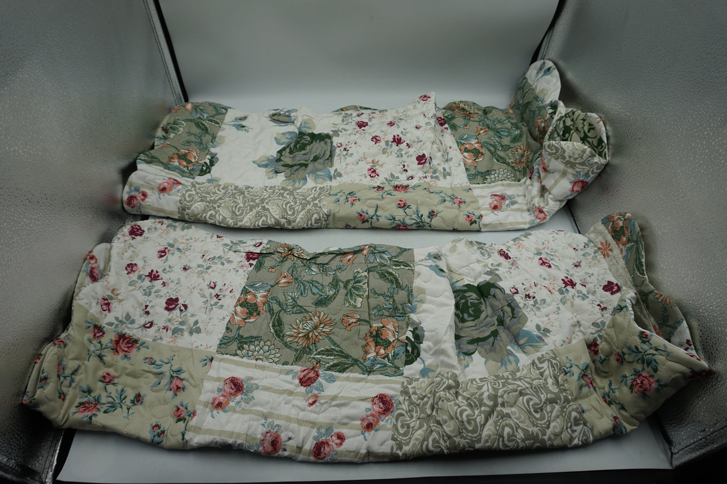 Full set King size floral patchwork quilt and pillows 102"X90"