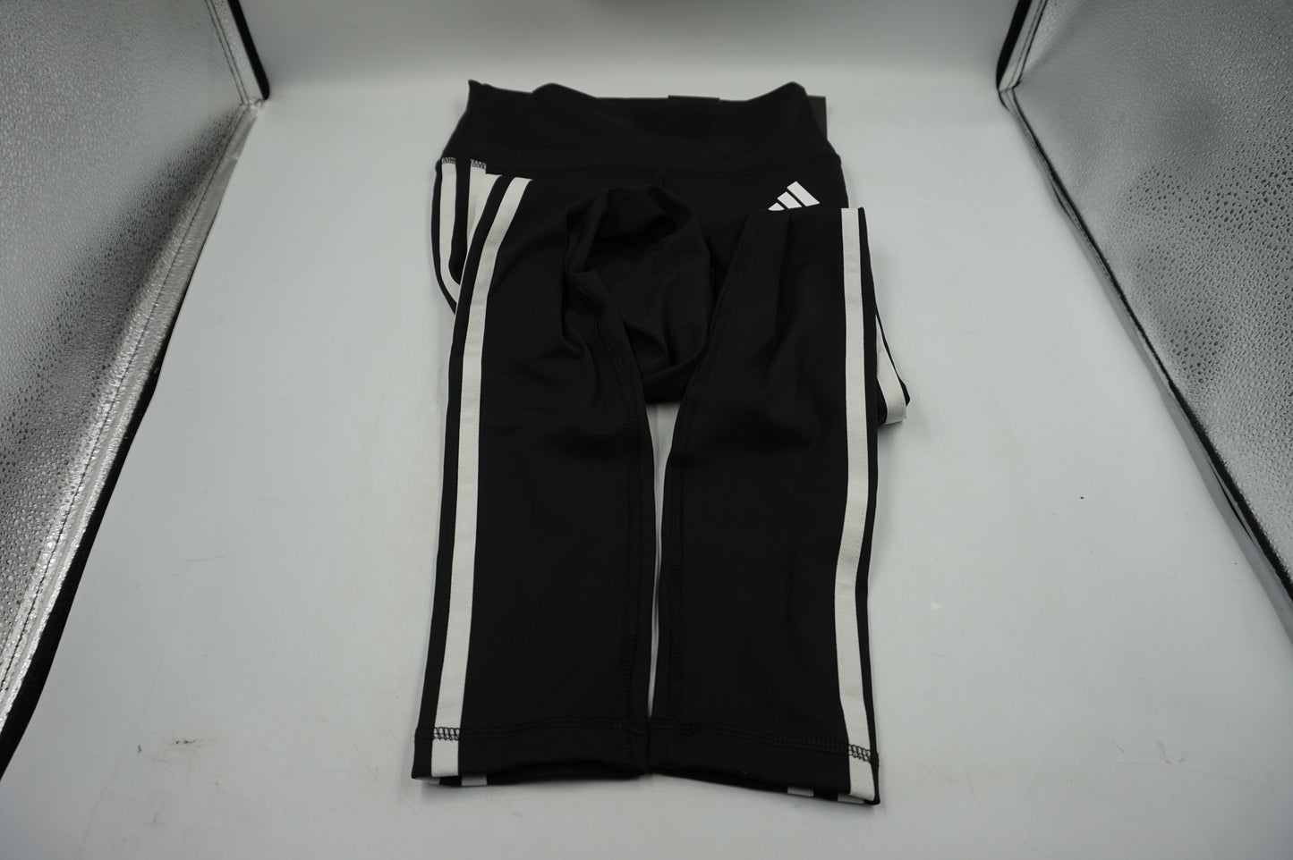 Adidas 3 stripped train essentials black gym tights leggings size XS