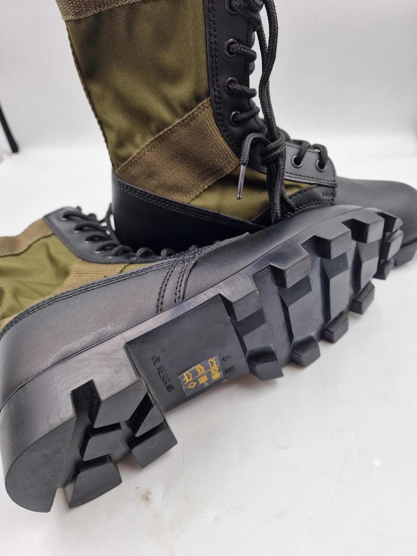Mil-Tec US Military Boots, Green (Olive) UK 8