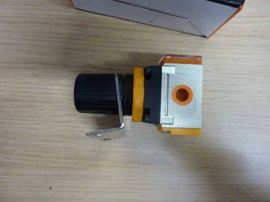 E.MS Pneumatic EIR2000-02 Pressure Regulator