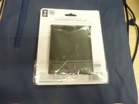 Tottenham hotspurs washbag & wallet