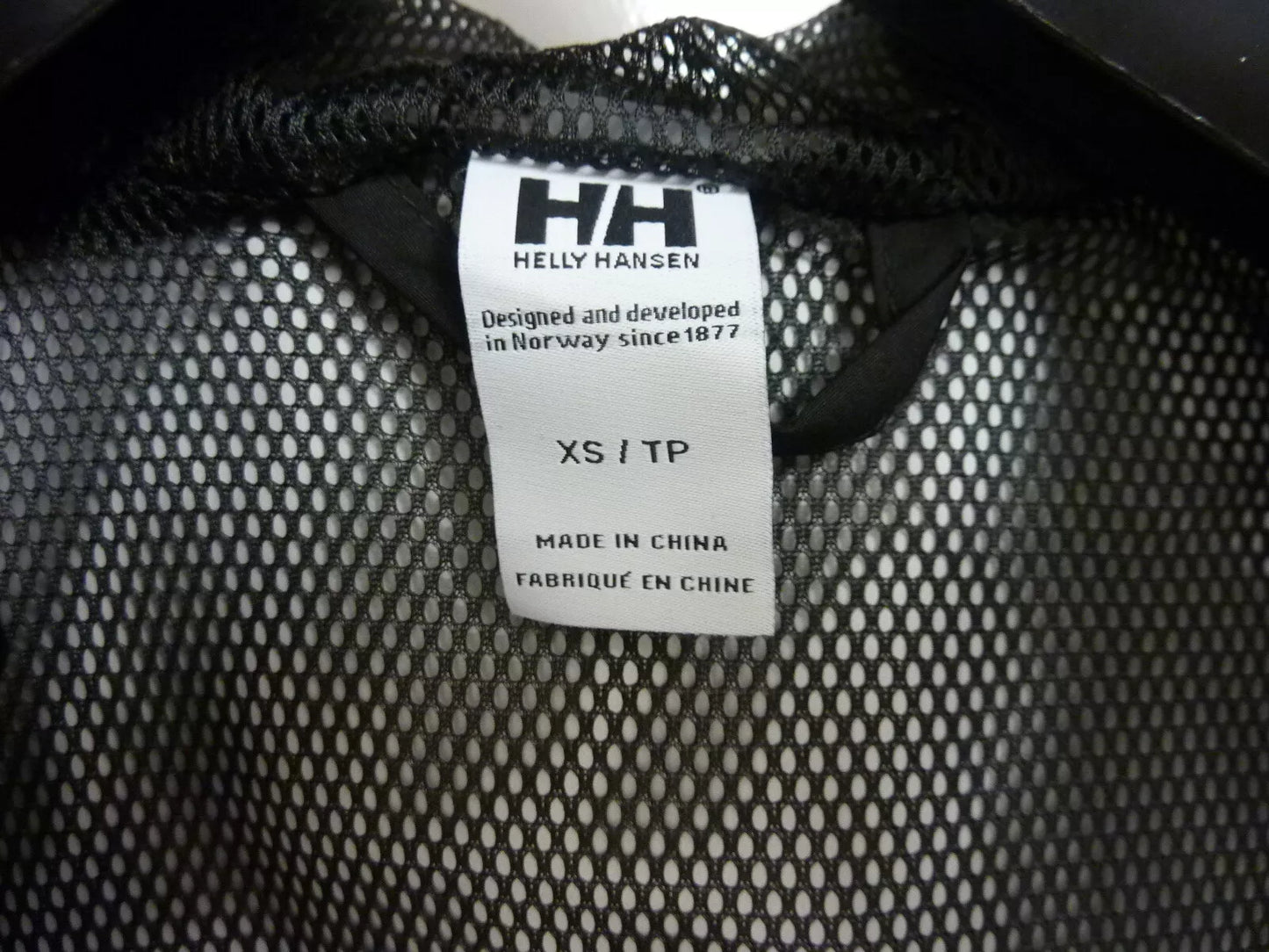 WOMENS HELLY HANSEN RAIN PROOF JACKET SIZE XS