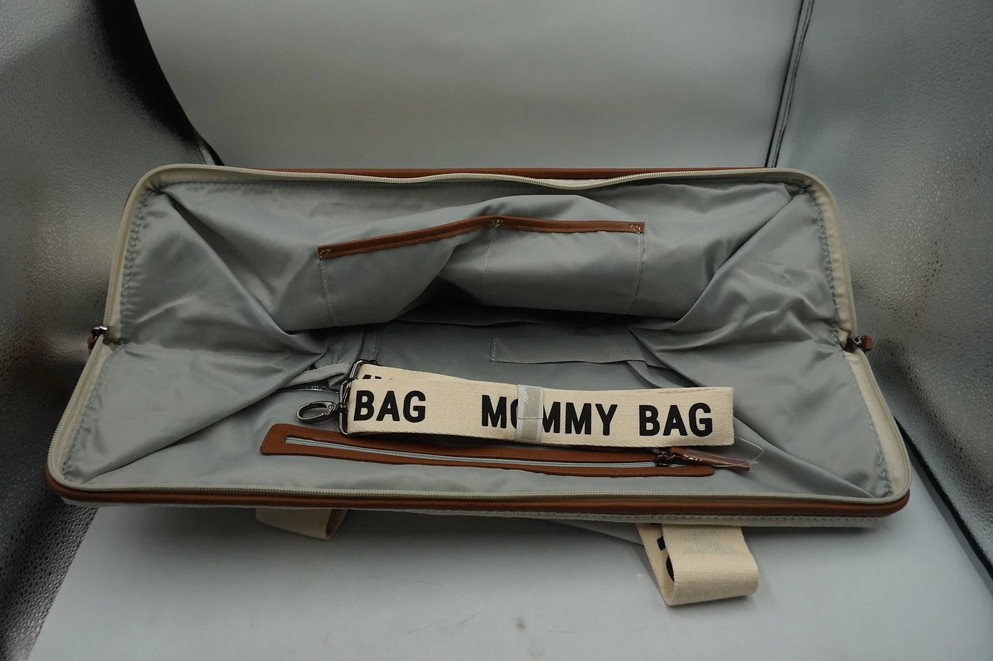 Childhome mommy nursery signature canvas offwhite bag with belt and nursing matt