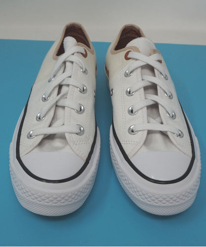 Converse All Star Chuck Taylor size uk4 half and half white/beige
