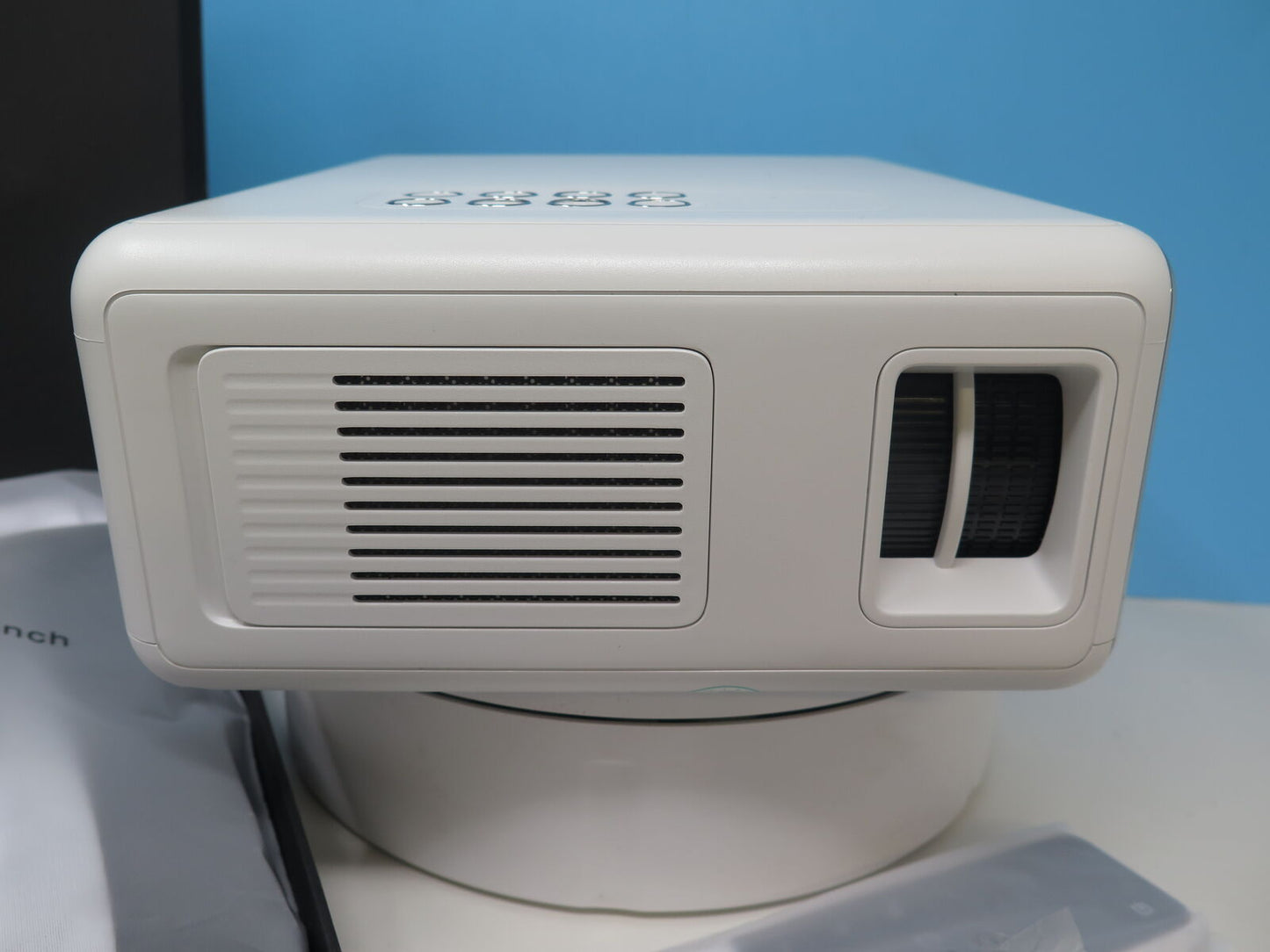 XUANPAD 2024 UPGRADED  5G WIFI BLUETOOTH PROJECTOR-RD886