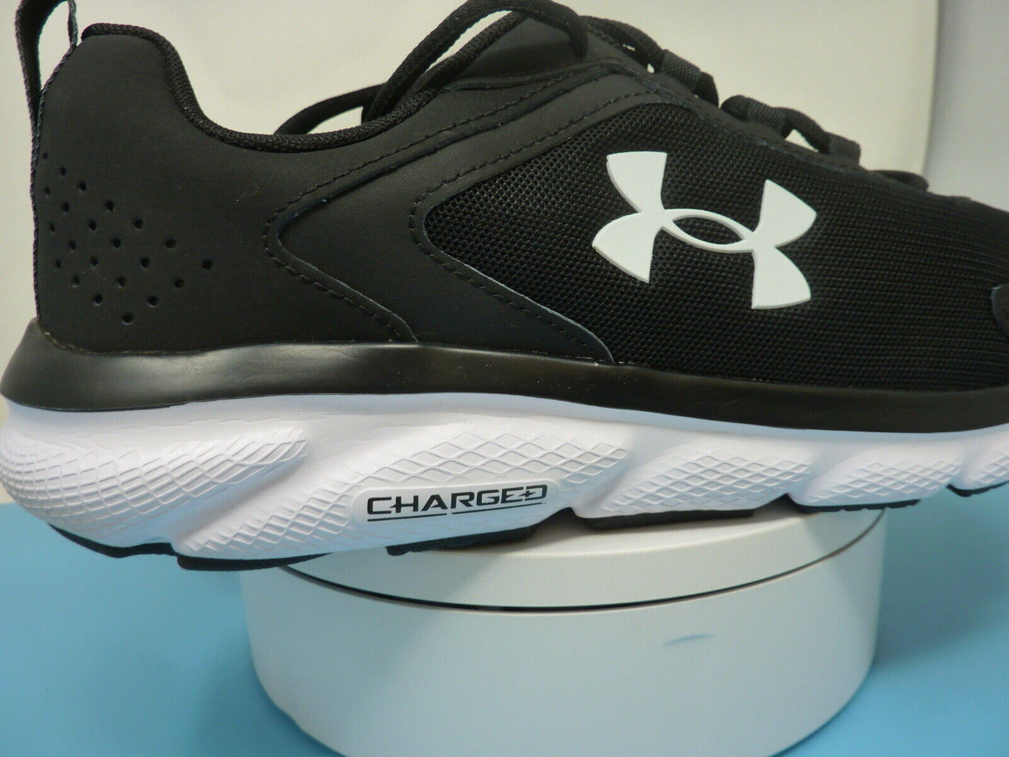 UNDER ARMOUR Men's UA Charged Assert 9 Running Shoes UK12