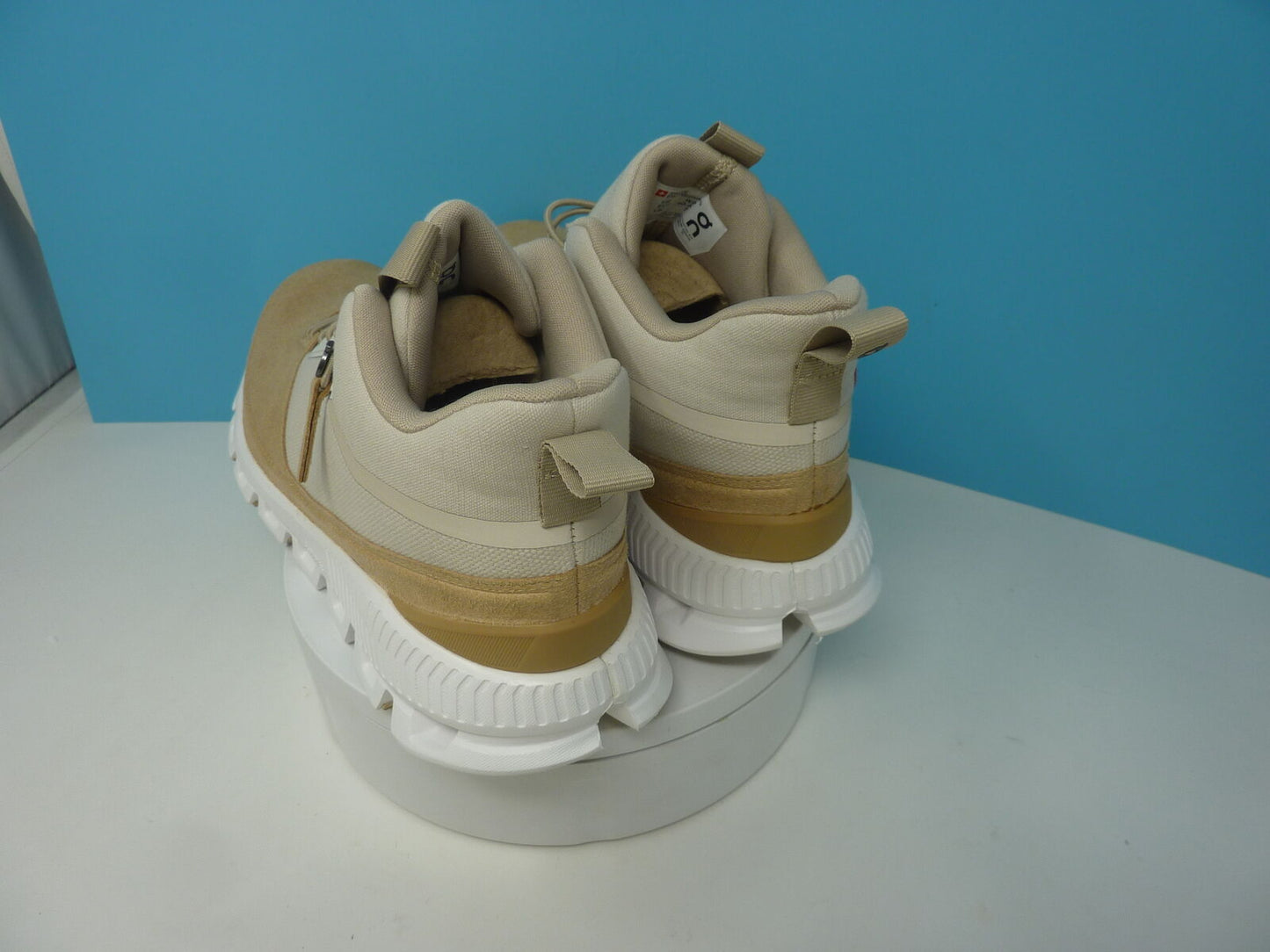 On Running Cloud Men's Low- Mid Top Trainers Size UK 7