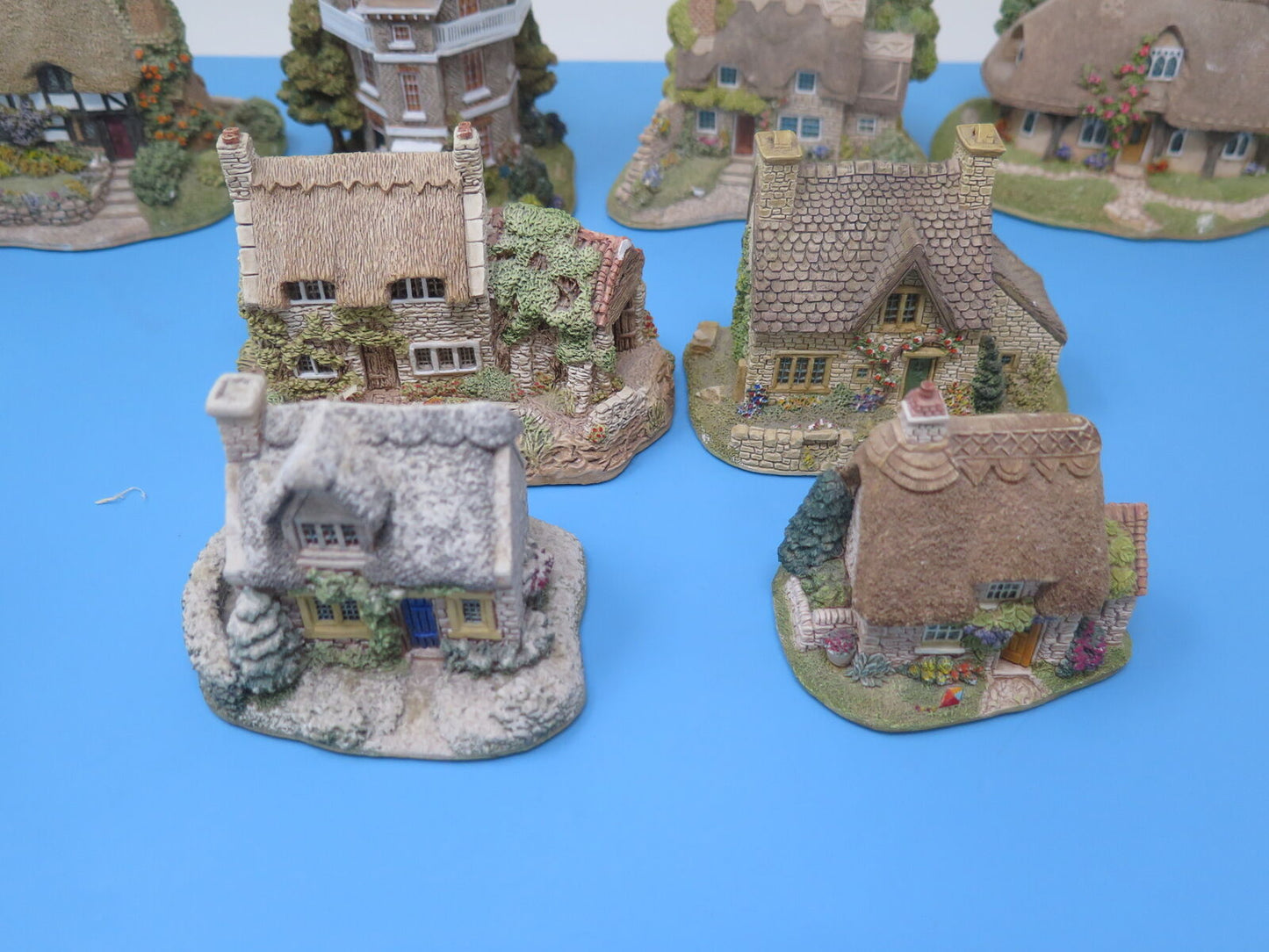 JOBLOT OF 22 LILLIPUT LANE COTTAGES