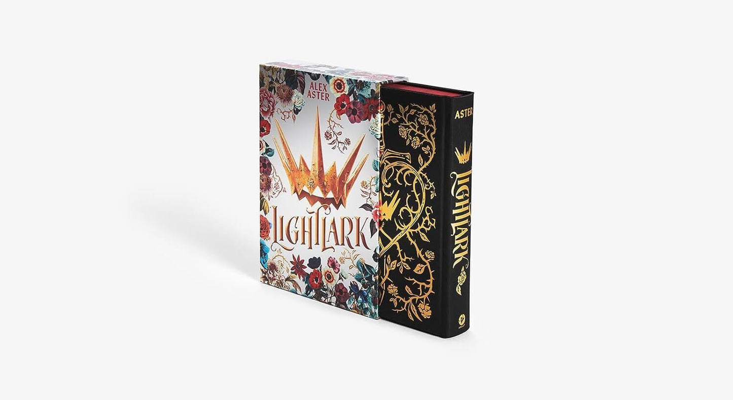 Lightlark: Collector’s Edition (The Lightlark Saga Book 1) Volume 1