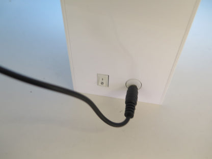 MAGNETIC LEVITATING SHOE DISPLAY-WHITE