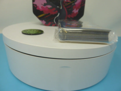 pokemon tin and cards