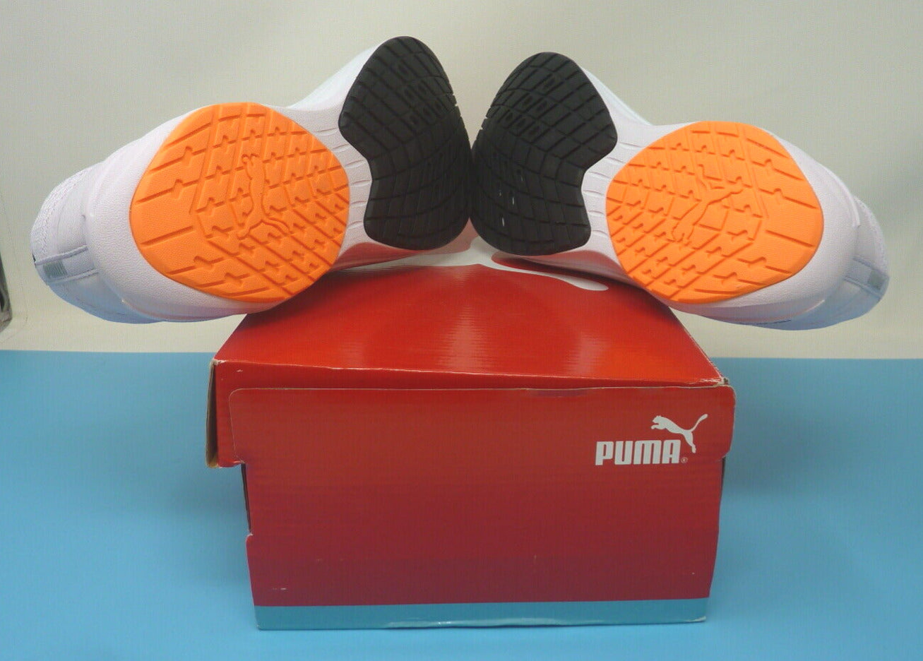 PUMA Women's Feline Profoam WN's Running Shoe SIZE UK3.5