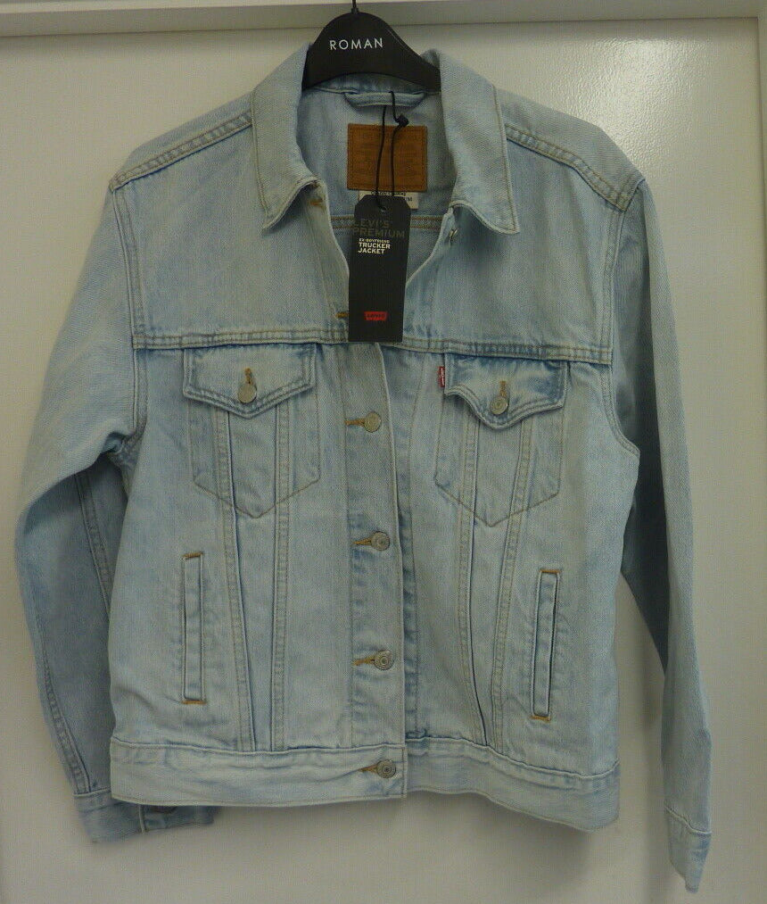 LEVIS EX BOYFRIEND TRUCKER JACKET LIGHT BLUE DENIM SIZE MEDIUM