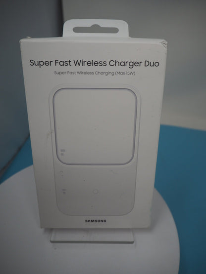 Samsung Duo 15W White Wireless Pad Induction Charger, Fast Charge, FR Version