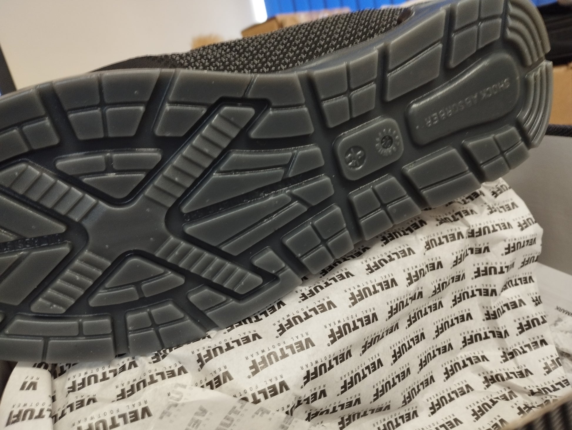 Veltuff Dynamic Safety Trainers-UK10